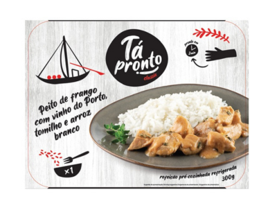 Peito de frango, c/ vinho do porto, tomilho e arroz branco 300g